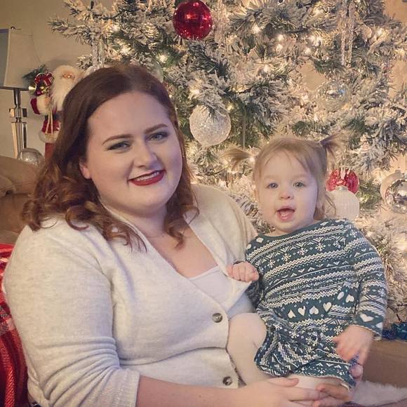 Meet your Posher, Nicole - Picture 1 of 1